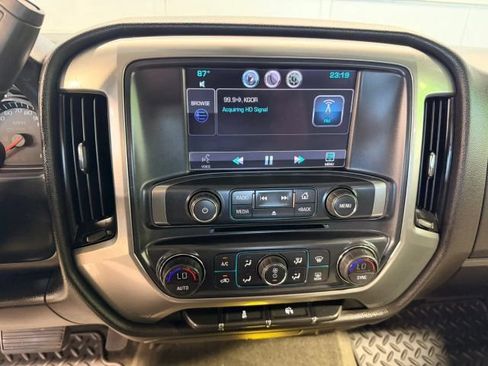 Used 2014 Chevrolet Silverado 1500 LT w/ LT Convenience Package RWD image 9