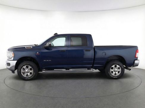Used 2025 RAM 2500 Big Horn AWD/4WD image 5