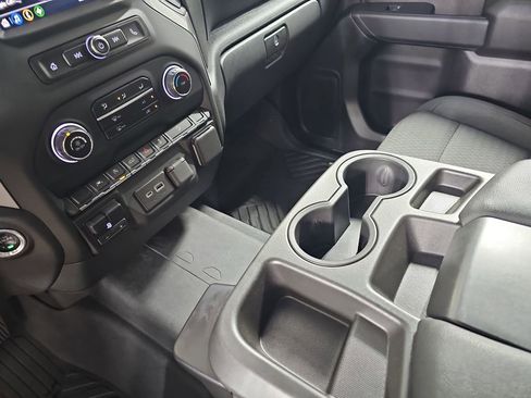 Certified 2023 Chevrolet Silverado 1500 Custom Trail Boss w/ LPO, Dark Essentials Package AWD/4WD image 28