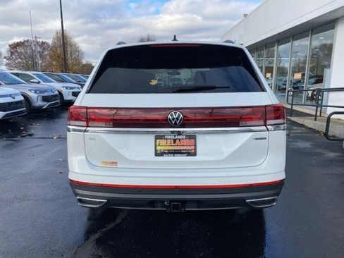 New 2026 Volkswagen Atlas SE image 10