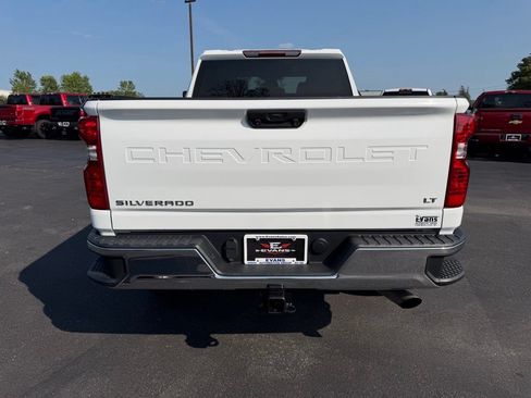 Used 2024 Chevrolet Silverado 2500 LT w/ Convenience Package AWD/4WD image 8