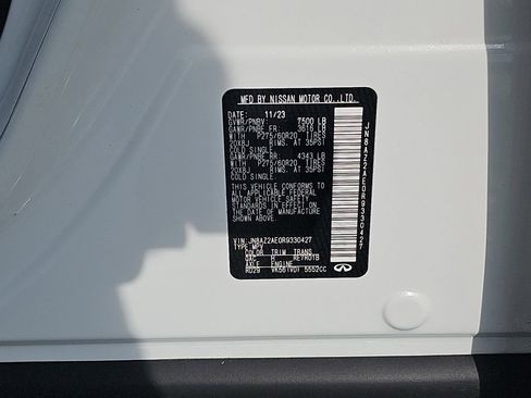 Used 2024 INFINITI QX80 Luxe w/ Cargo Package image 41