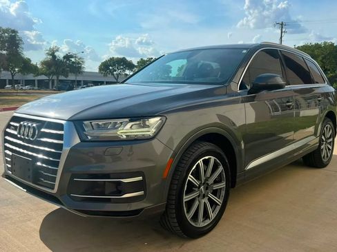 Used 2018 Audi Q7 3.0T Prestige AWD/4WD image 5