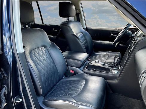 Used 2022 Nissan Armada Platinum w/ Captain's Chairs Package RWD image 29