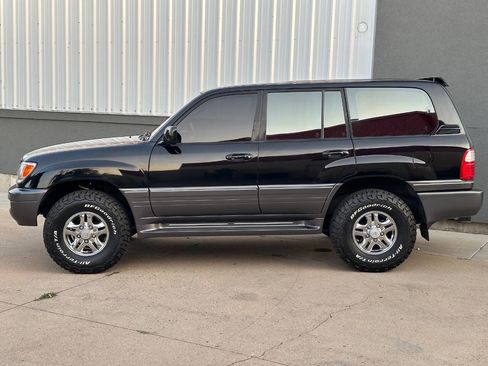 Used 2002 Lexus LX 470 4WD image 8