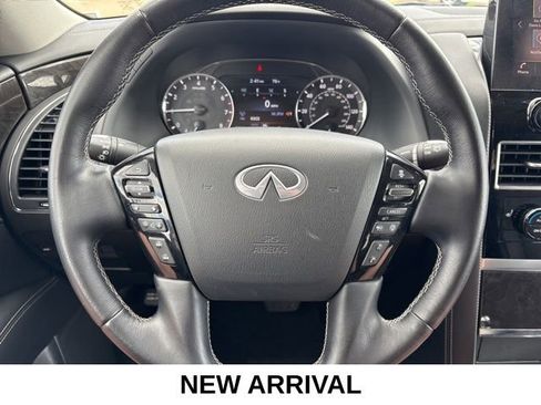 Used 2024 INFINITI QX80 Luxe AWD/4WD image 5