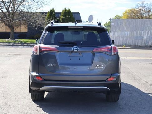 Used 2018 Toyota RAV4 Limited AWD/4WD image 8