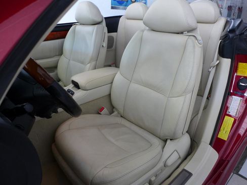 Used 2006 Lexus SC 430 Convertible image 37