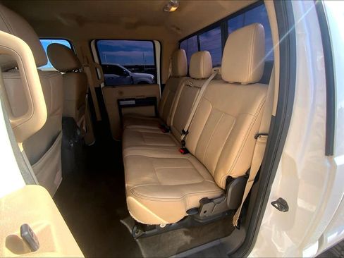 Used 2015 Ford F250 Lariat w/ Chrome Package image 20