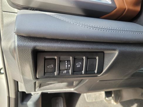 Certified 2022 Subaru Outback Touring image 28