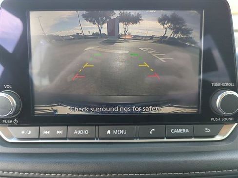 Certified 2021 Nissan Rogue S image 29