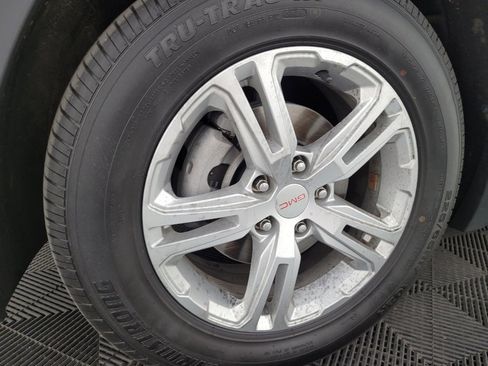 Used 2020 GMC Terrain SLE FWD image 31