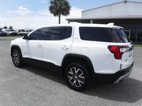Used 2022 GMC Acadia SLE w/ LPO, Floor Liner Package FWD image 8