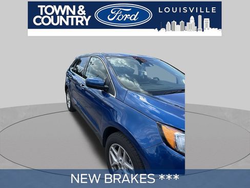 Used 2023 Ford Edge SEL w/ Convenience Package AWD/4WD image 3