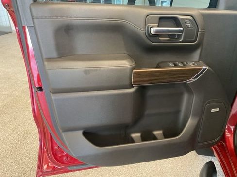Used 2019 Chevrolet Silverado 1500 LT Trail Boss AWD/4WD image 29