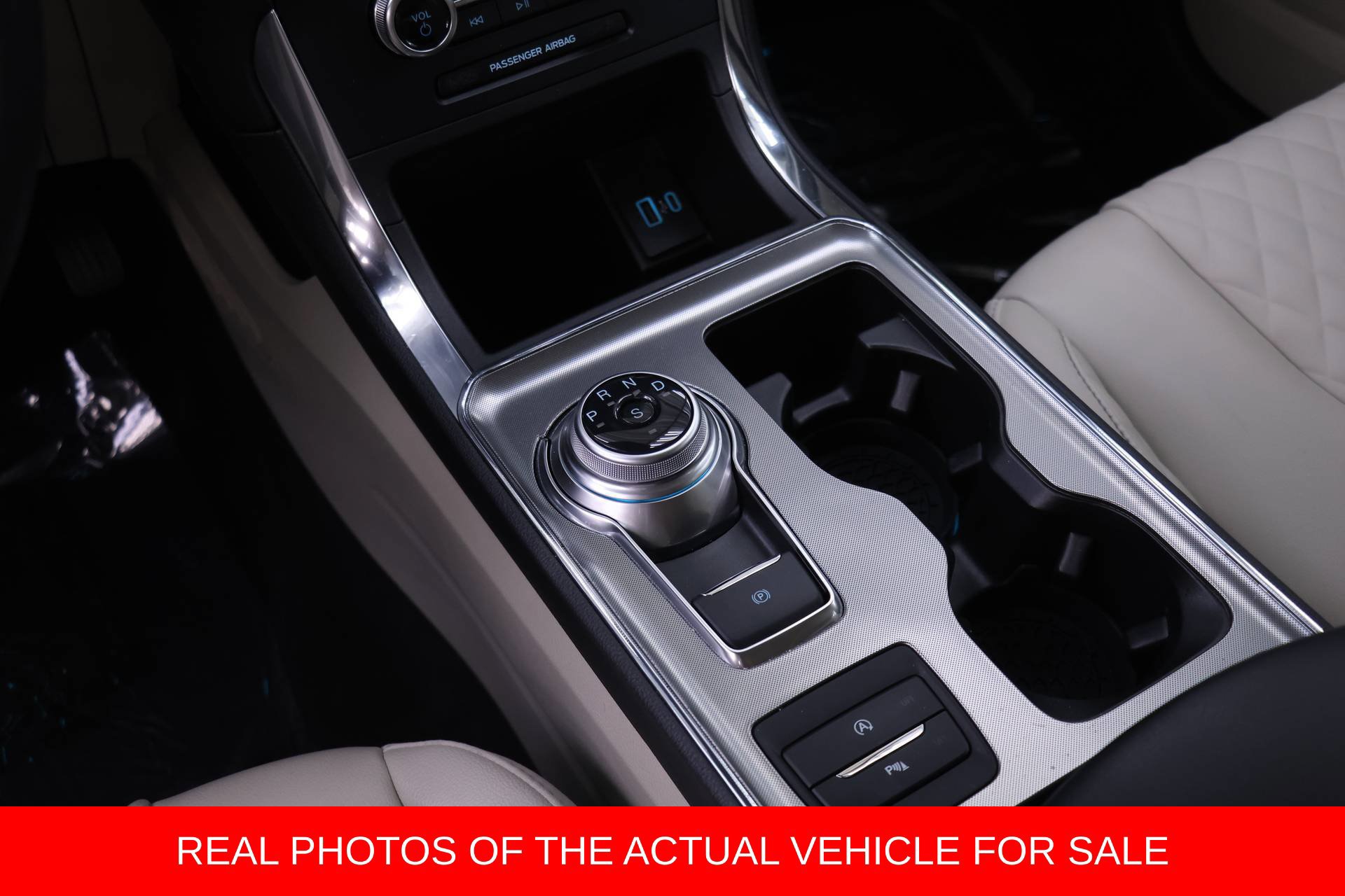 Used 2024 Ford Edge Titanium AWD/4WD image 12