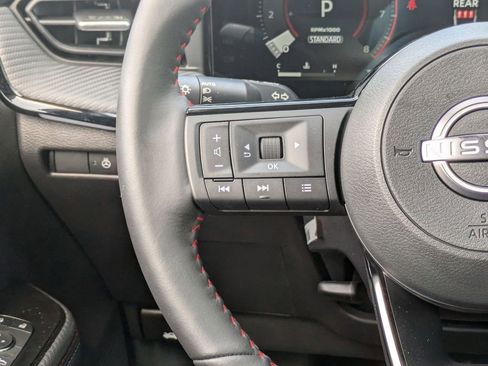 New 2025 Nissan Kicks SR w/ SR Premium Package image 11