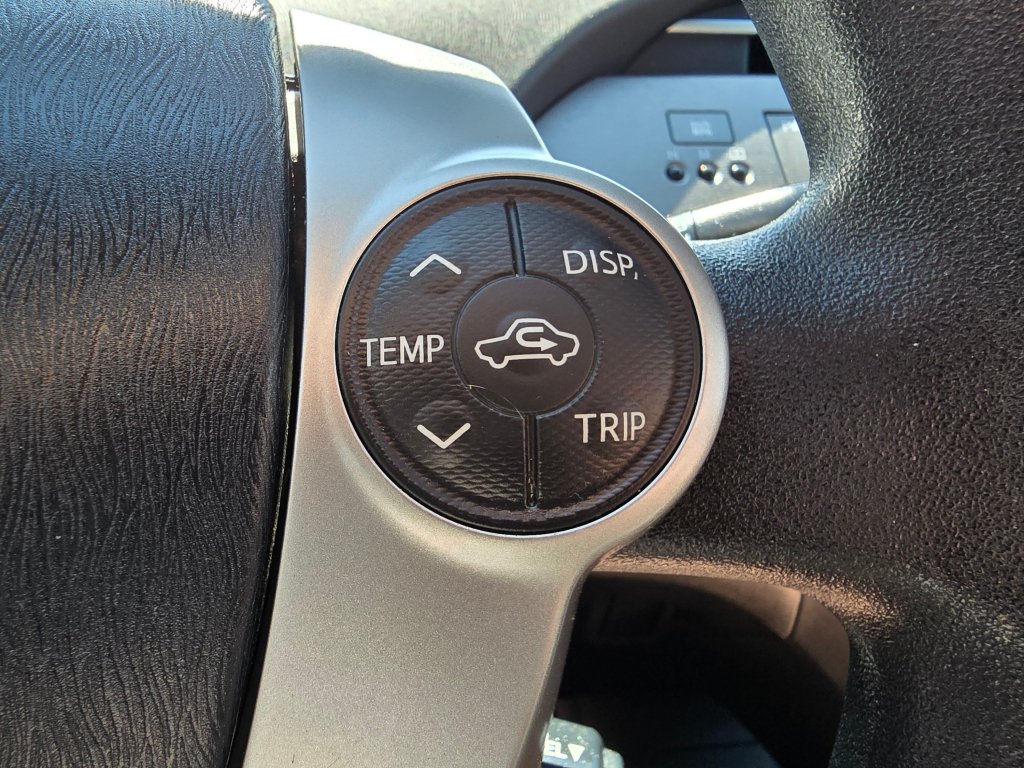 Used 2015 Toyota Prius Two FWD image 6