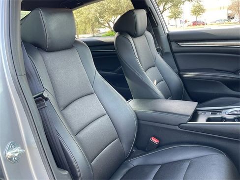 Used 2022 Honda Accord Sport image 25
