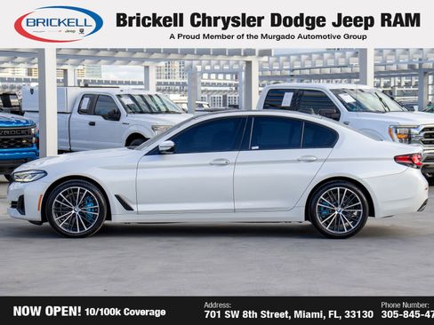 Used 2022 BMW 540i w/ Executive Package image 11