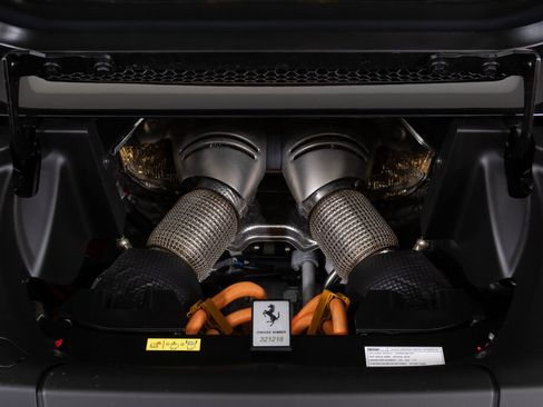 Used 2025 Ferrari 296 GTS RWD image 20