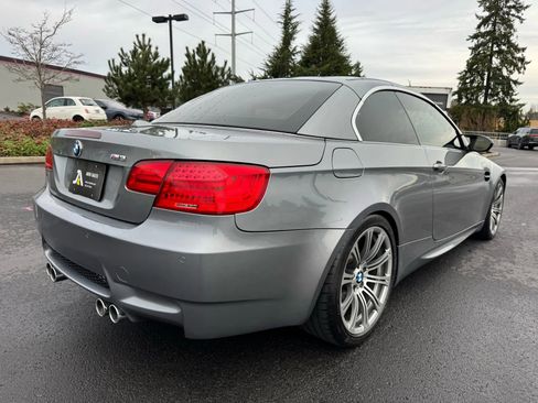 Used 2009 BMW M3 Convertible 2D image 15
