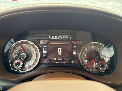 Used 2020 RAM 1500 Longhorn image 19