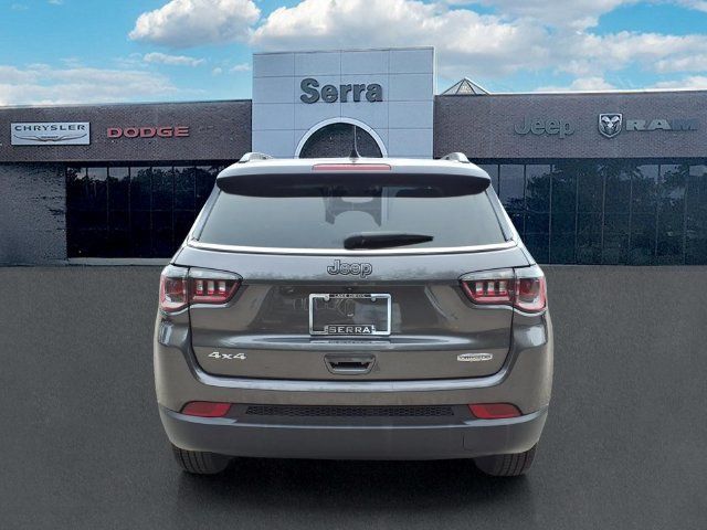 Used 2022 Jeep Compass Latitude AWD/4WD image 6