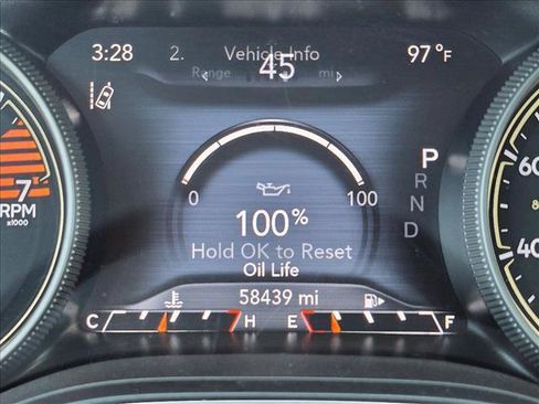 Used 2023 Jeep Cherokee Altitude Lux AWD/4WD image 11