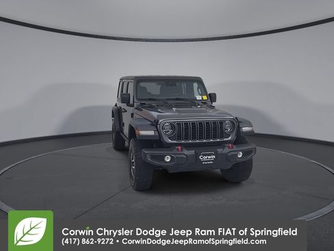 Certified 2025 Jeep Wrangler Unlimited Rubicon AWD/4WD image 4