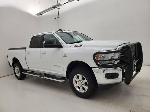 Used 2021 RAM 2500 Big Horn w/ Level 1 Equipment Group AWD/4WD image 2