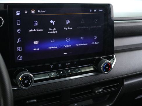 Used 2024 Chevrolet Colorado Trail Boss image 16