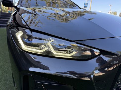 Used 2022 BMW 430i Coupe w/ M Sport Package RWD image 9