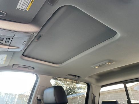 Used 2018 GMC Sierra 1500 SLT image 24