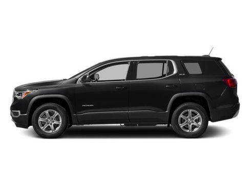 Used 2017 GMC Acadia SLE image 1