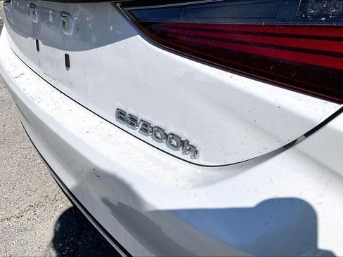 Used 2025 Lexus ES 300h w/ Premium Package image 10