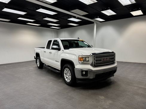 Used 2015 GMC Sierra 1500 SLE w/ SLE Value Package image 7