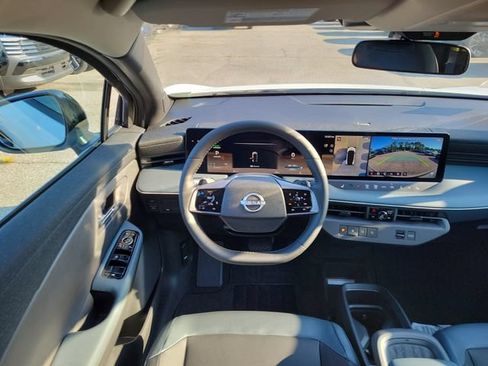 New 2026 Nissan Leaf SV+ w/ Floor Mat Package (SV+) FWD image 9