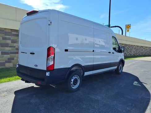 New 2026 Ford Transit 250 148 Medium Roof RWD image 10