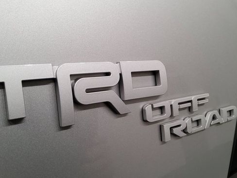 Used 2024 Toyota 4Runner TRD Off-Road image 38