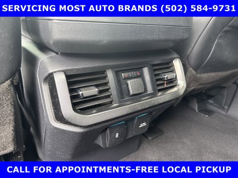 Certified 2023 Ford F150 Platinum w/ Equipment Group 701A High image 18