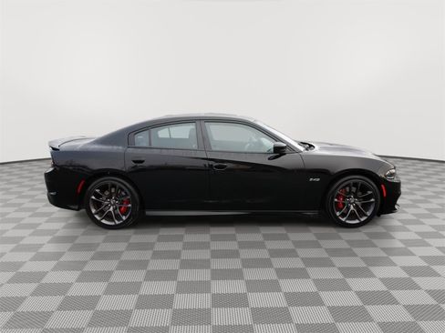 Used 2023 Dodge Charger R/T w/ Plus Group image 4