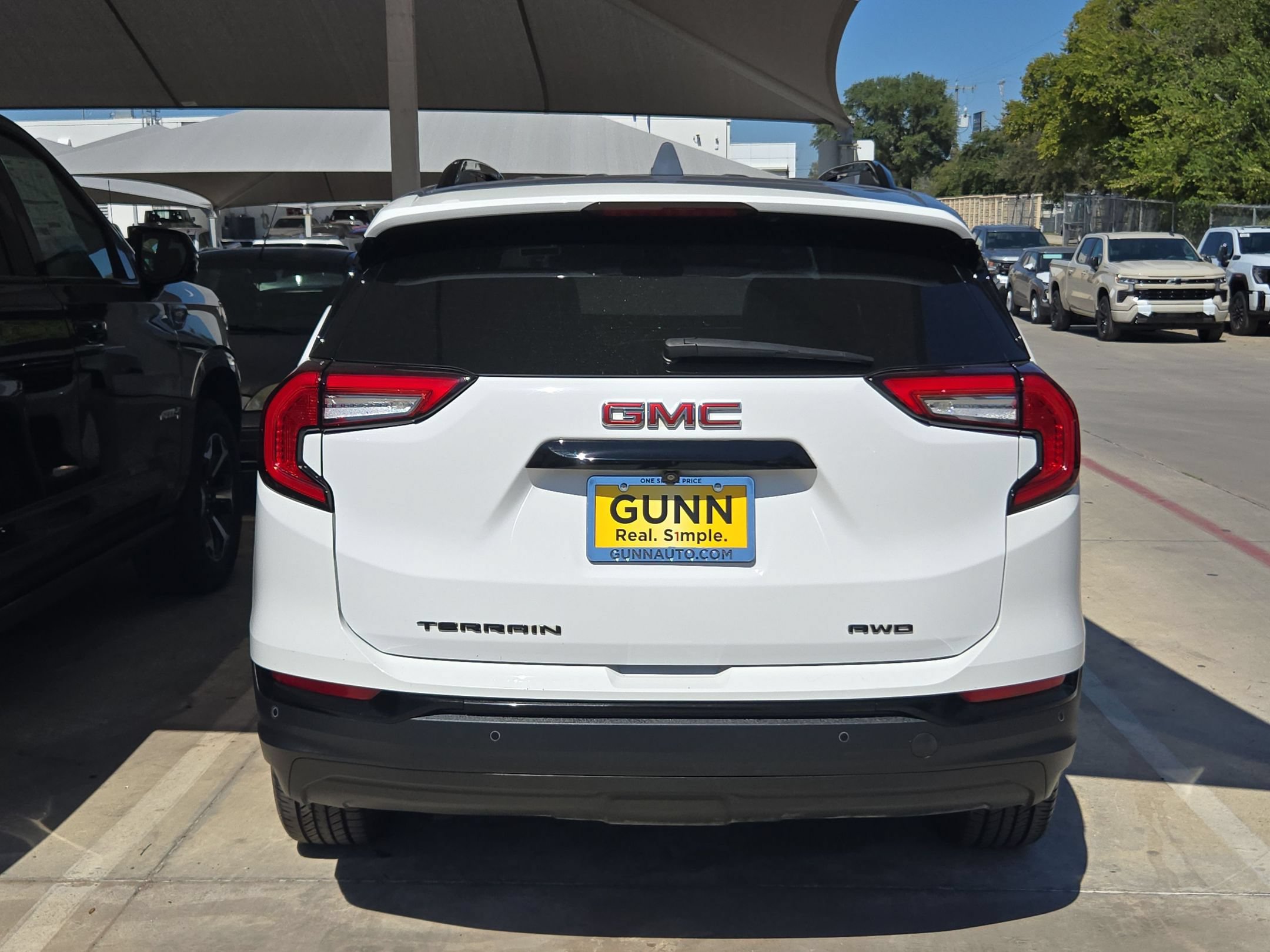 Certified 2024 GMC Terrain SLT w/ Tech Package AWD/4WD image 5