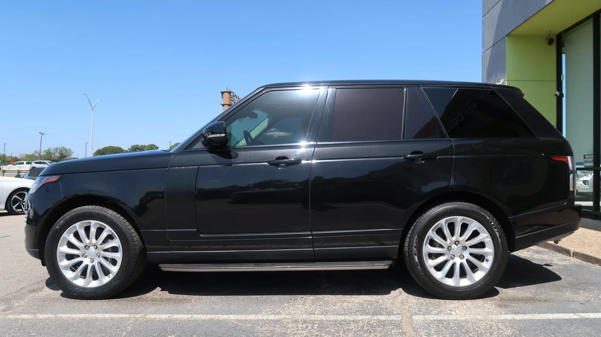 Used 2018 Land Rover Range Rover HSE AWD/4WD image 9