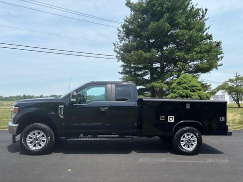 Used 2022 Ford F350 XL w/ STX Appearance Package AWD/4WD image 2