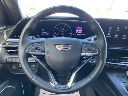 Used 2024 Cadillac Escalade V w/ LPO, ONYX Package image 19