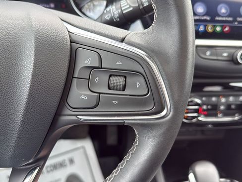 Used 2023 Buick Encore GX Essence w/ Experience Buick Package image 34