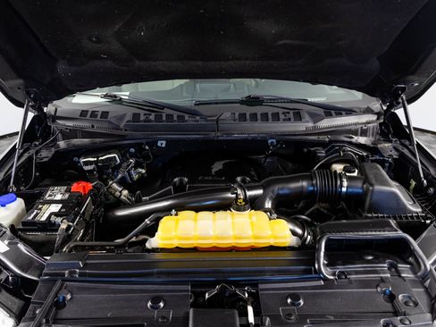 Used 2018 Ford F150 XLT image 42