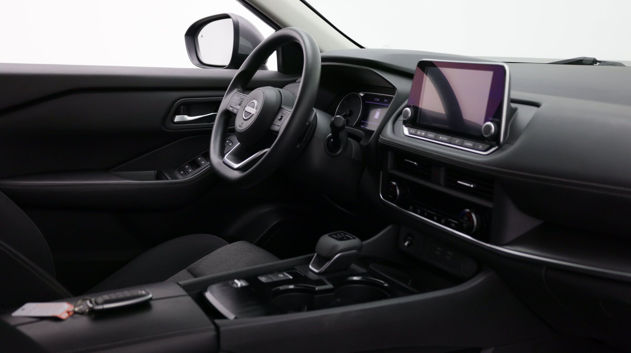 Used 2024 Nissan Rogue SV FWD image 38