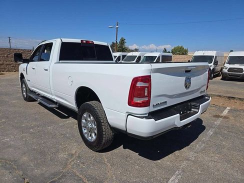 Used 2024 RAM 2500 Laramie AWD/4WD image 3